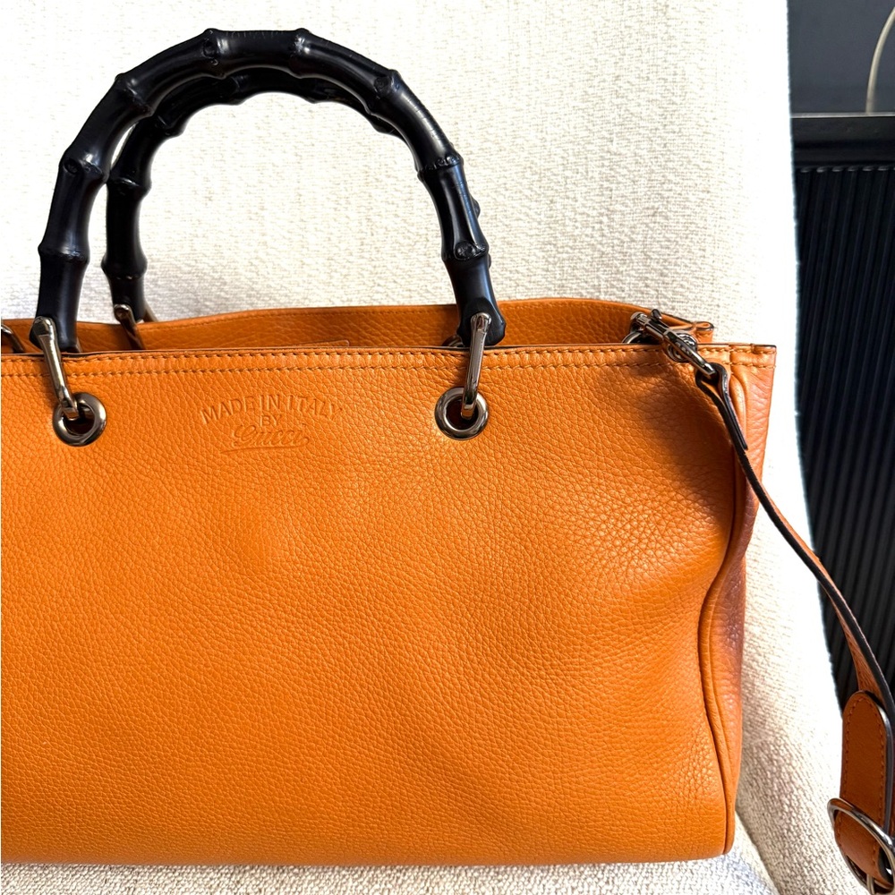Gucci authentic satchel bag orange leather black bamboo handles with a strap - Picture 4 of 16